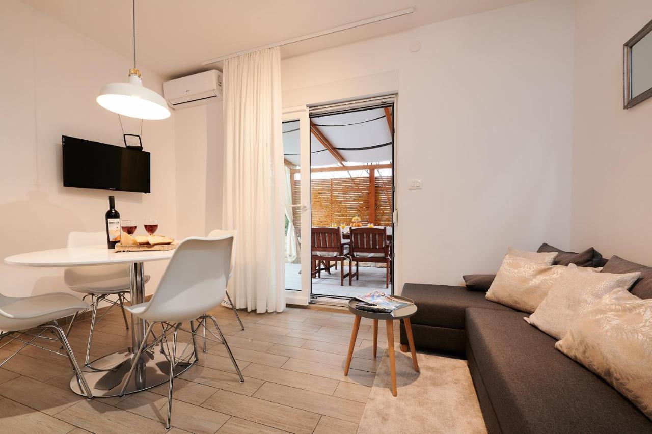 Apartment Boris Трогир Екстериор снимка
