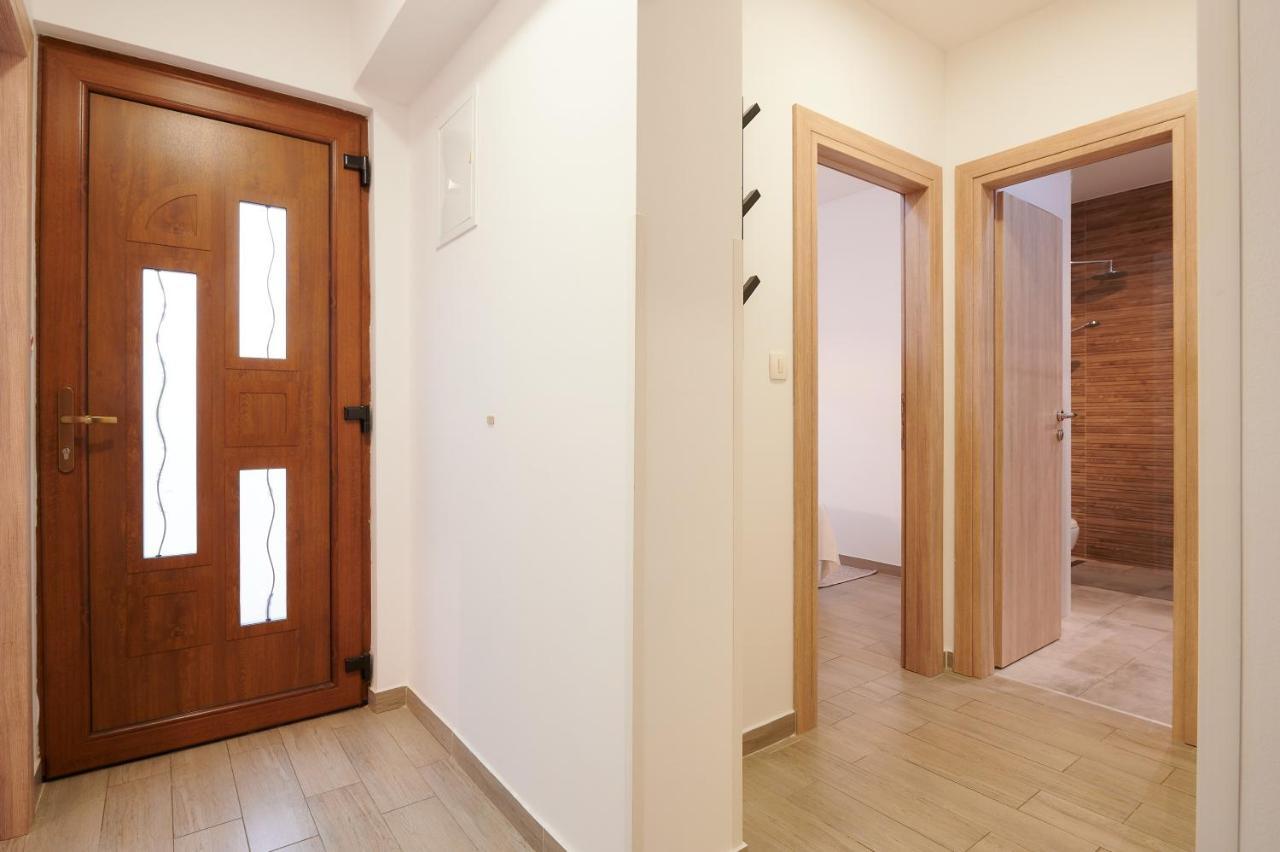 Apartment Boris Трогир Екстериор снимка