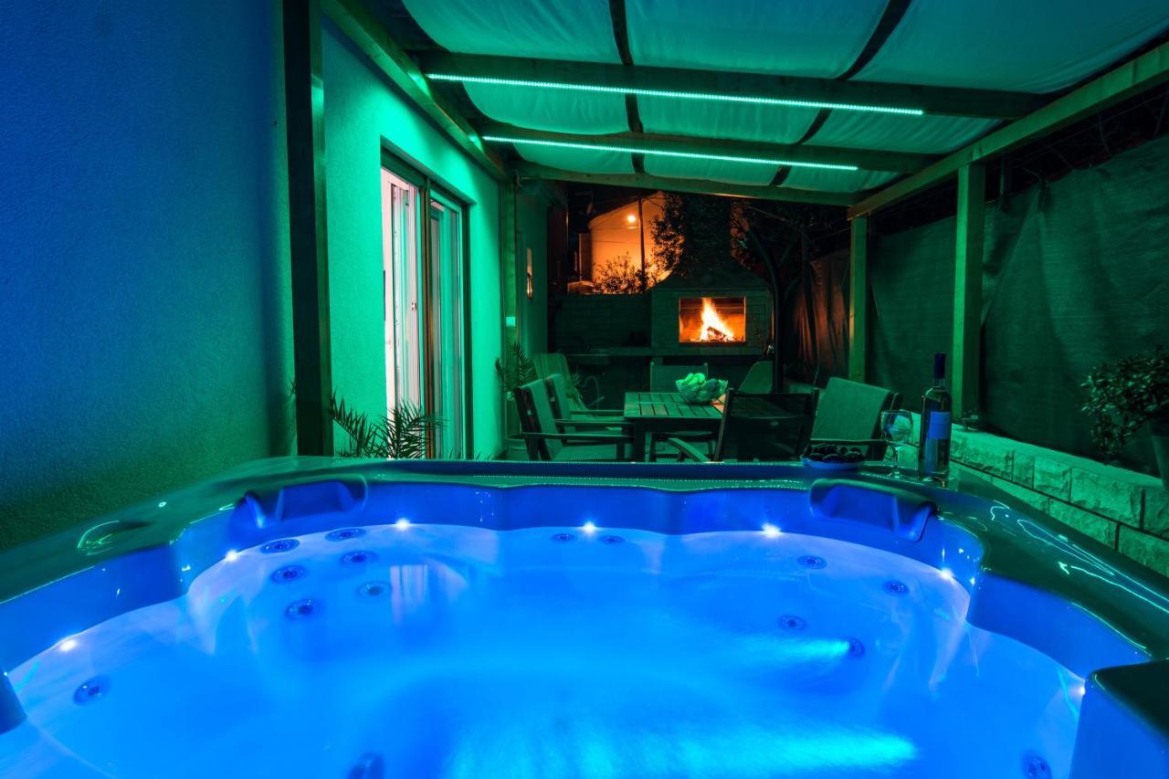 Apartment Boris Трогир Екстериор снимка